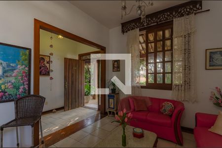 Sala de Estar de casa à venda com 4 quartos, 300m² em Castelo, Belo Horizonte