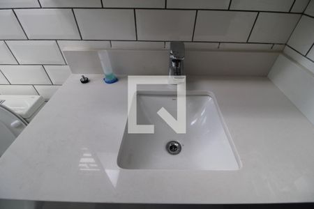 Casa para alugar com 168m², 3 quartos e 2 vagasPia banheiro da suíte 2