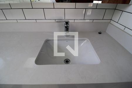 Casa para alugar com 168m², 3 quartos e 2 vagasPia banheiro da suíte 1