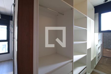 Casa para alugar com 168m², 3 quartos e 2 vagasCloset da suíte 1