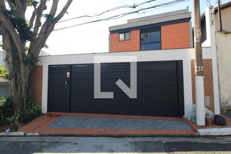 Casa para alugar com 168m², 3 quartos e 2 vagasFachada