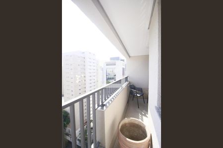 Varanda de apartamento para alugar com 1 quarto, 40m² em Moema, São Paulo