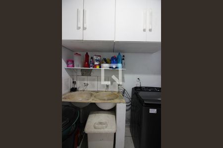 Casa à venda com 167m², 3 quartos e 2 vagasÁrea de Serviço