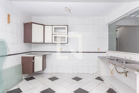 Casa à venda com 255m², 5 quartos e 2 vagas Casa à venda com 255m², 5 quartos e 2 vagasCozinha