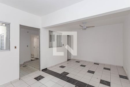 Casa à venda com 255m², 5 quartos e 2 vagas Casa à venda com 255m², 5 quartos e 2 vagasSuite 3