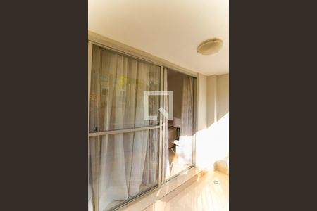 Varanda da Sala de apartamento à venda com 4 quartos, 96m² em Jardim Colombo, São Paulo