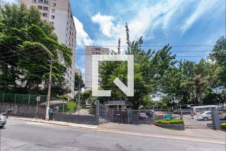 Apartamento para alugar com 42m², 2 quartos e 1 vaga Apartamento para alugar com 42m², 2 quartos e 1 vagaFachada