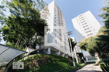 Apartamento para alugar com 42m², 2 quartos e 1 vaga Apartamento para alugar com 42m², 2 quartos e 1 vagaFachada