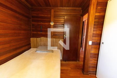 Casa à venda com 500m², 3 quartos e 3 vagas Casa à venda com 500m², 3 quartos e 3 vagasQuarto