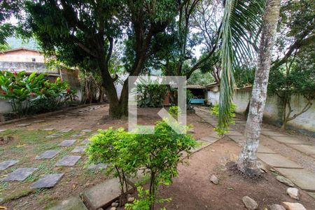 Casa à venda com 500m², 3 quartos e 3 vagas Casa à venda com 500m², 3 quartos e 3 vagasÁrea externa