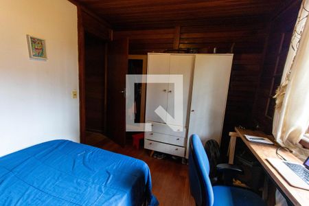 Casa à venda com 500m², 3 quartos e 3 vagas Casa à venda com 500m², 3 quartos e 3 vagasQuarto