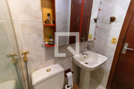 Casa à venda com 500m², 3 quartos e 3 vagas Casa à venda com 500m², 3 quartos e 3 vagasBanheiro