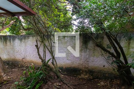 Casa à venda com 500m², 3 quartos e 3 vagas Casa à venda com 500m², 3 quartos e 3 vagasÁrea externa