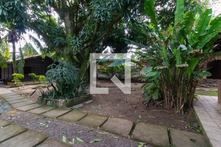 Casa à venda com 500m², 3 quartos e 3 vagas Casa à venda com 500m², 3 quartos e 3 vagasQuintal