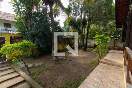 Casa à venda com 500m², 3 quartos e 3 vagas Casa à venda com 500m², 3 quartos e 3 vagasQuintal