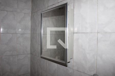 Casa à venda com 103m², 2 quartos e 2 vagasBanheiro 