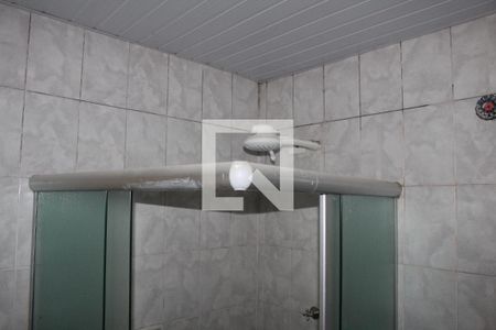 Casa à venda com 103m², 2 quartos e 2 vagasBanheiro 