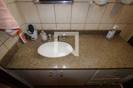 Apartamento à venda com 100m², 3 quartos e 2 vagasQuarto 1 - Banheiro