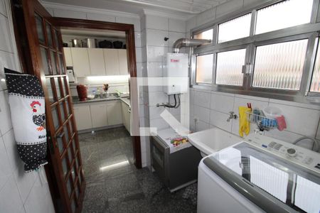 Apartamento à venda com 100m², 3 quartos e 2 vagasÁrea de Serviço