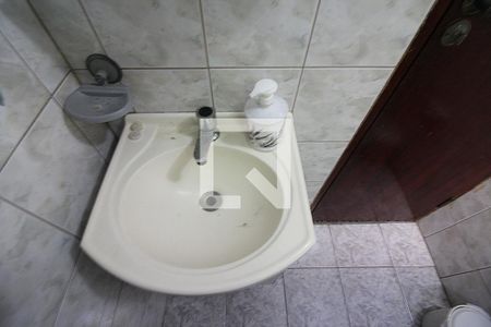 Casa à venda com 334m², 4 quartos e 2 vagasLavabo