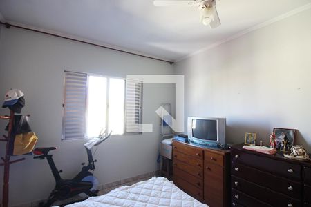 Casa à venda com 334m², 4 quartos e 2 vagasQuarto 4