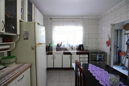 Casa à venda com 334m², 4 quartos e 2 vagasCopa e Cozinha 