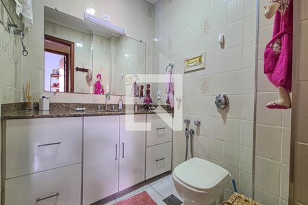 Apartamento à venda com 142m², 4 quartos e 3 vagas Apartamento à venda com 142m², 4 quartos e 3 vagasBanheiro Social