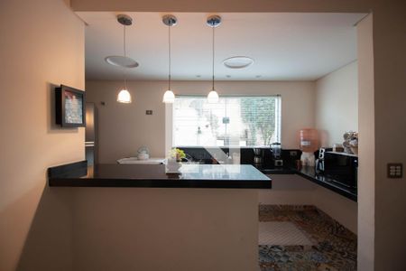 Casa para alugar com 640m², 3 quartos e 16 vagasCozinha