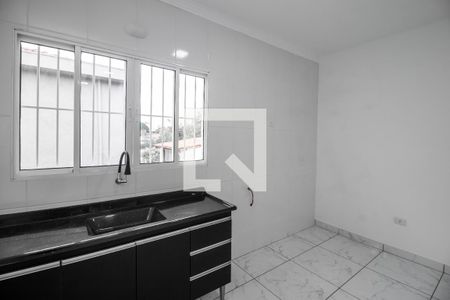 Cozinha de kitnet/studio para alugar com 1 quarto, 25m² em Vila Santa Teresa (zona Leste), São Paulo