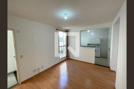 sala de apartamento para alugar com 2 quartos, 48m² em Califórnia, Belo Horizonte