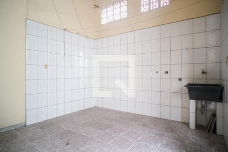Casa à venda com 180m², 3 quartos e 2 vagasÁrea de Serviço