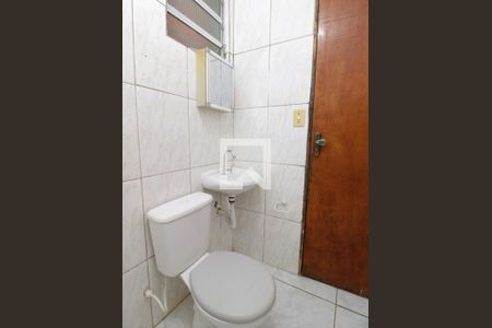 Casa para alugar com 100m², 4 quartos e sem vagaBanheiro Social