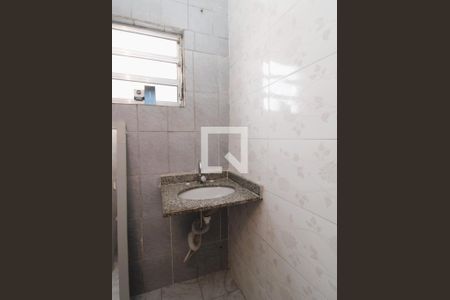 Casa para alugar com 100m², 4 quartos e sem vagaBanheiro da Suíte