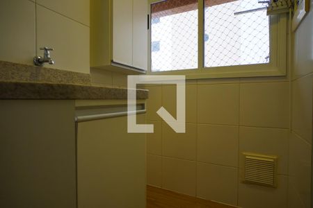 Área de serviço de apartamento para alugar com 2 quartos, 65m² em Centro, Florianópolis