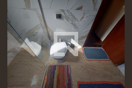 Casa à venda com 240m², 4 quartos e 10 vagasBanheiro 3