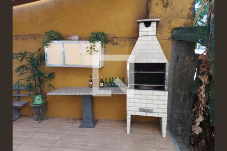 Casa à venda com 240m², 4 quartos e 10 vagasÁrea comum