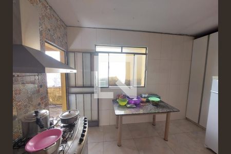 Casa à venda com 240m², 4 quartos e 10 vagasCozinha