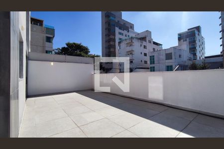 Apartamento à venda com 148m², 2 quartos e 2 vagasÁrea privativa 