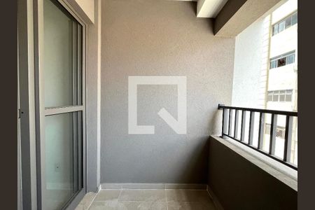 Apartamento à venda com 34m², 1 quarto e 1 vaga Apartamento à venda com 34m², 1 quarto e 1 vagaVaranda da Sala