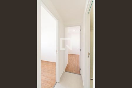 Corredor do apartamento de apartamento para alugar com 2 quartos, 33m² em Cambuci, São Paulo