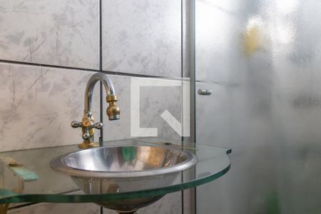 Casa para alugar com 103m², 2 quartos e 2 vagasBanheiro