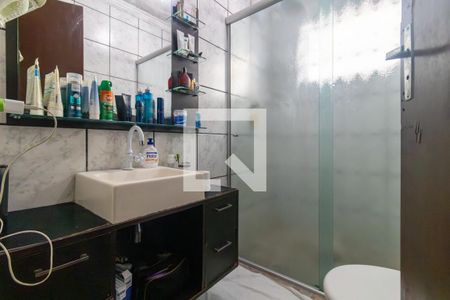 Banheiro da Suíte de casa à venda com 2 quartos, 103m² em Parque Assunção, Taboão da Serra