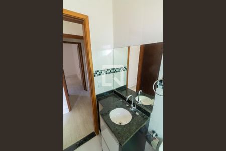 Casa de condomínio à venda com 70m², 2 quartos e 1 vagaBanheiro da Suíte 1