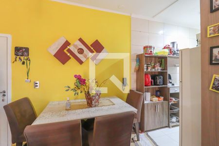 Apartamento à venda com 54m², 2 quartos e 2 vagasCozinha e Área de Serviço