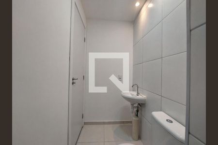 Apartamento para alugar com 35m², 2 quartos e sem vaga Apartamento para alugar com 35m², 2 quartos e sem vagaBanheiro