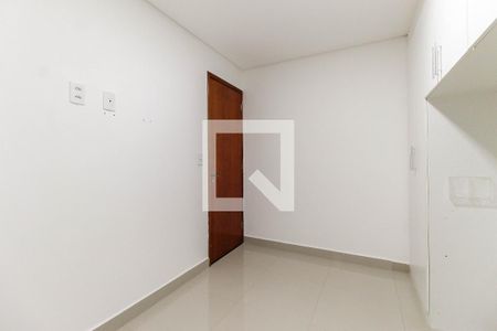 Quarto 1 de apartamento para alugar com 2 quartos, 40m² em Jardim Helena, São Paulo