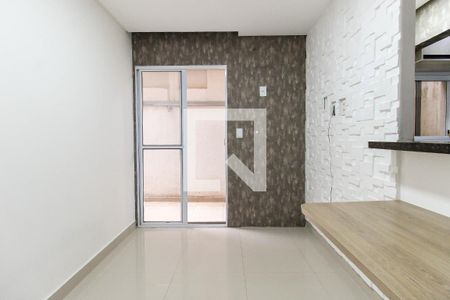 Sala de apartamento para alugar com 2 quartos, 40m² em Jardim Helena, São Paulo