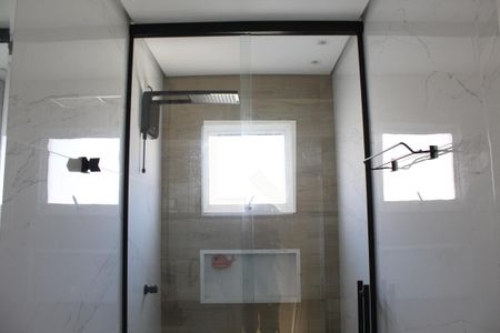 Casa de condomínio para alugar com 87m², 2 quartos e 2 vagasBanheiro