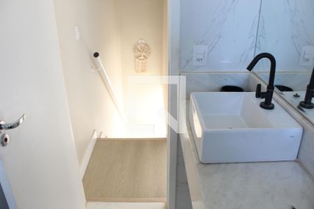Casa de condomínio para alugar com 87m², 2 quartos e 2 vagasBanheiro