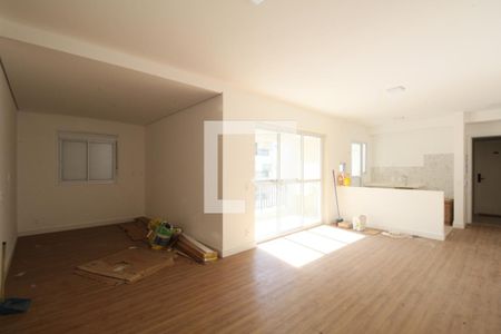 Sala de apartamento à venda com 2 quartos, 77m² em Vila Suzana, São Paulo